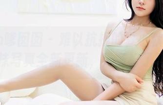 Feilin嗲囡囡 - 难以抗拒的夏小秋秋秋：丝袜写真全新更新，准备好了吗？