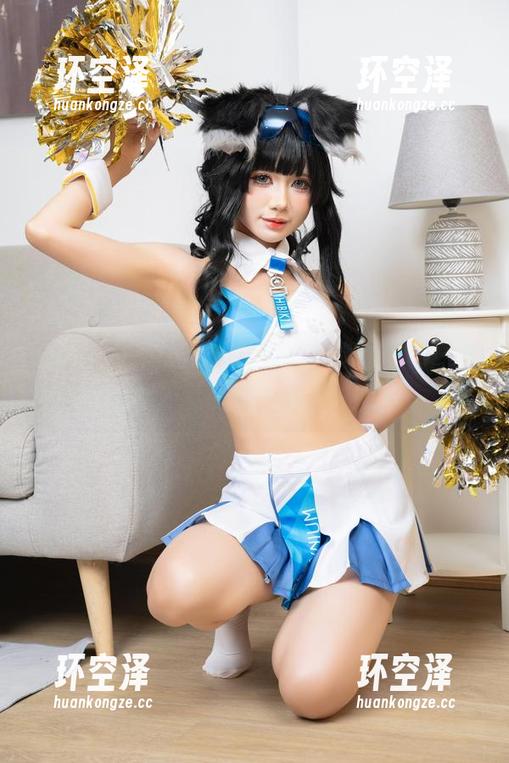 PoppaChan PoppaChan的镂空写真,原图里那层次分明,就像洋葱一样,剥开一层又一层!