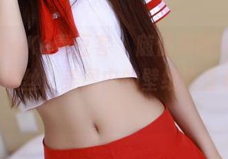 QingDouKe青豆客 - 随便聊聊梦娜Vanessa和黑丝：美图中的壁纸简直是艺术品！