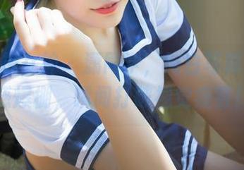 TGOD推女神 - 潇同学，纯白写真，高级感爆棚，瞬间打破视觉疲劳！