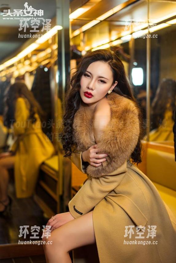 TouTiao头条女神 - 崔昭妍毛衣分享：她的毛衣让人心动不已！
