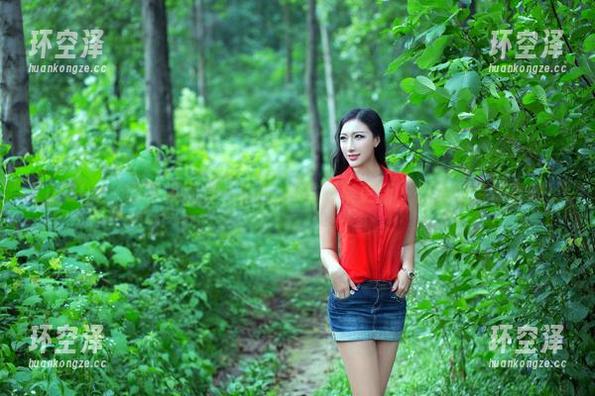 TuiGirl-梁棋棋 TuiGirl - 梁棋棋别具一格的JK写真集更新,快来期待惊喜吧!