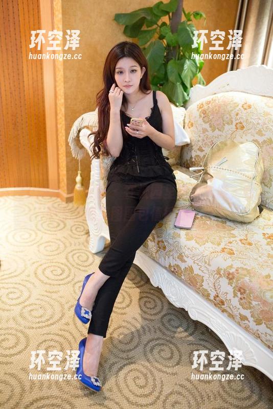 TuiGirl推女郎 - 在校园里追逐光影，哈尼宝宝的美图图包值得你一看！