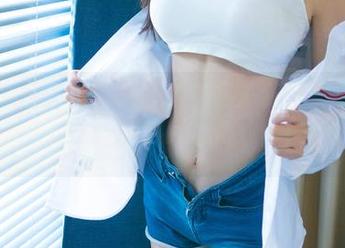 UGirls尤果网 - 那道光！Zora若拉女神的私房图包，你绝对想不到的视角