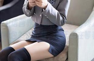 XIAOYU语画界 - 想要cherry绯月樱的连衣裙图包？快下载，春天还在等着你！