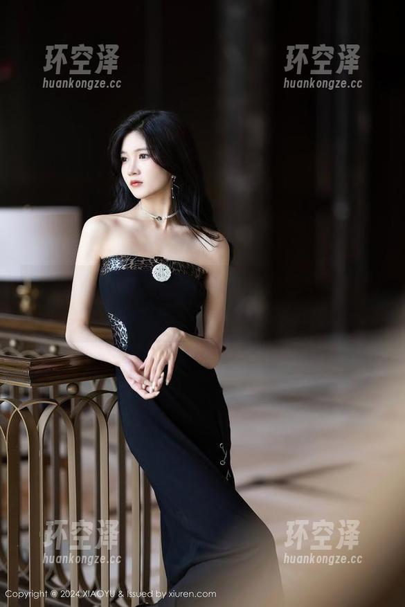 XIAOYU语画界-蜜桃酱 XIAOYU语画界 - 蜜桃酱的粉色写真:网盘里的小心思,看看你找到几张?