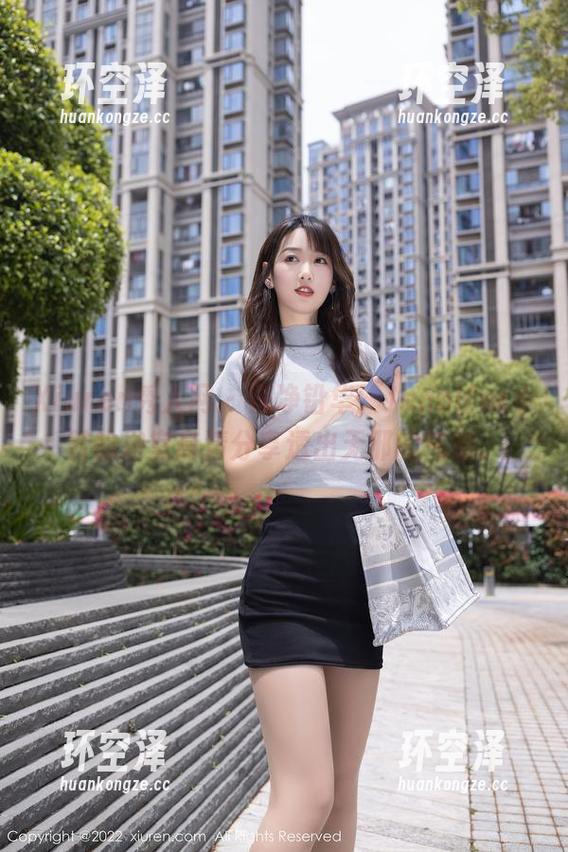 Xiuren秀人网-Jennifer小若 Xiuren秀人网 - 洗净铅华,Jennifer小若的浴室高清分享透出无邪的气息。