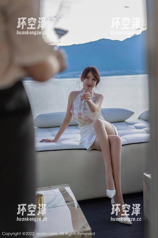 Xiuren秀人网-叶佳颐 Xiuren秀人网 - 又来!叶佳颐的连体衣原图,让我对图集里的细节欲罢不能