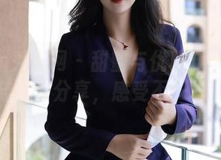Xiuren秀人网 - 甜蜜与优雅：奶油妹妹的高跟鞋图片分享，感受不一样的气息。