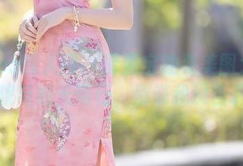 Xiuren秀人网 - 蛋蛋宝油亮美图大合集：美貌与油光同行，别说我没告诉你！