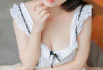 当学妹内衣遇上七夕：usejan蓝蓝的甜蜜作品，快来偷瞄！