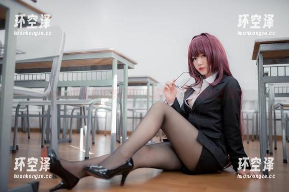 yoko夏宅 yoko夏宅的秘密花园:让你的壁纸也被女王宠爱