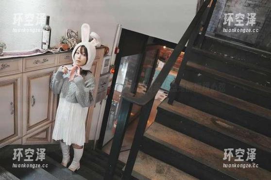 いくみ(育美)的作品，秘密的美图总是能撩拨心弦