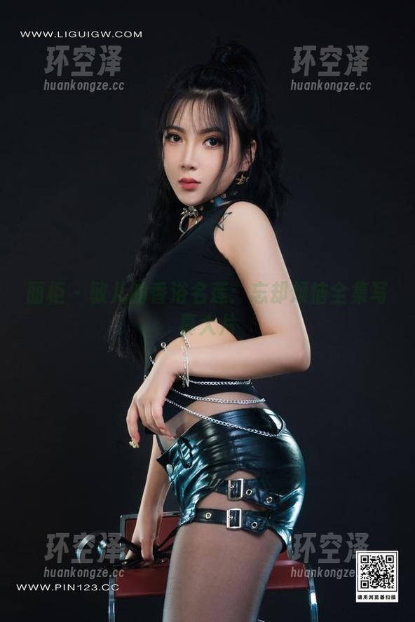 丽柜 - 敏儿的香浴名莲：忘却烦恼全集写真大片