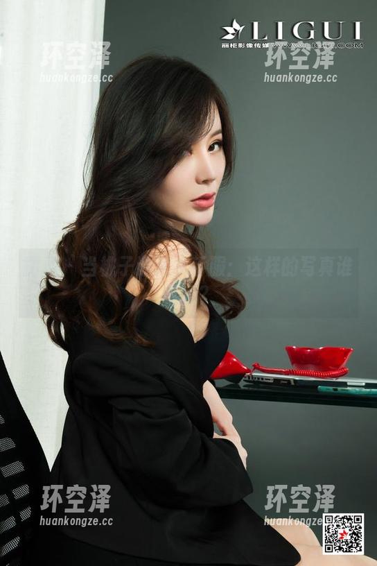 丽柜-桃子 丽柜 - 当桃子邂逅水手服:这样的写真谁不爱?