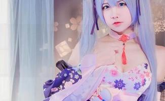 二佐Nisa的碧蓝㭴野女仆写真合集，心情愉悦的秘密武器！