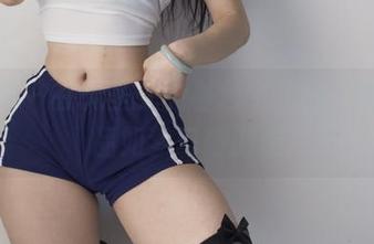 微密圈 - 在无圣光的暮色中，你文茜的作品如梦幻般游走