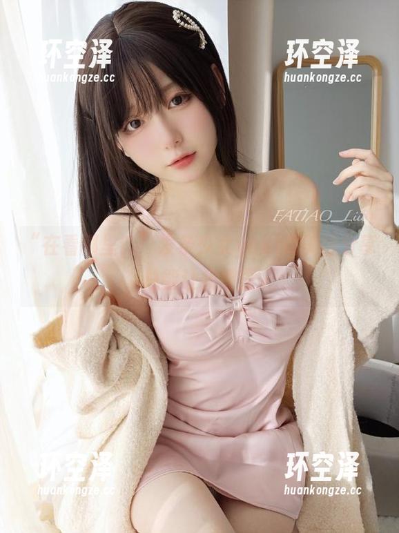 发条少女yoki “在看哪里?”发条少女yoki的美图分享,总能让我想歪。