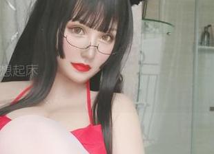 夏鸽鸽不想起床高跟鞋背后：原图资源揭秘，这女人的魅力简直太高调了！