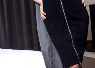 头条女神 - JennyR的美足写真，套图里藏着看不见的引力