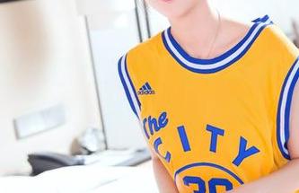 头条女神 - 图包来袭！短裤与夏天的完美邂逅，易阳亲自上阵！