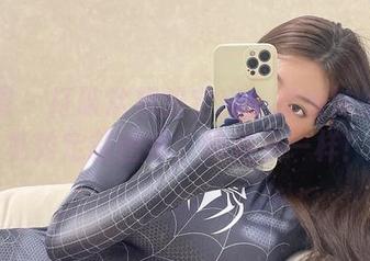 微密圈 - 打破常规的定义：奶宝妹纸女王私秀定制图集，绝对不一样！