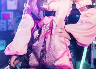 不止是水花：奶狮不咬人浴室高清分享，随时随地的欢乐时光！