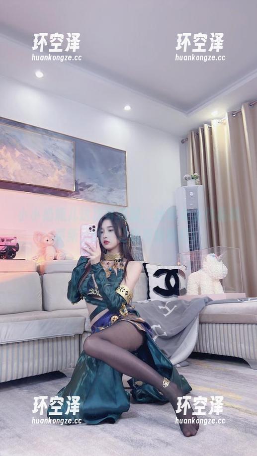 小小奶瓶儿 小小奶瓶儿这次可真猛,丝带女友作品集更新,居然让我有些脸红!