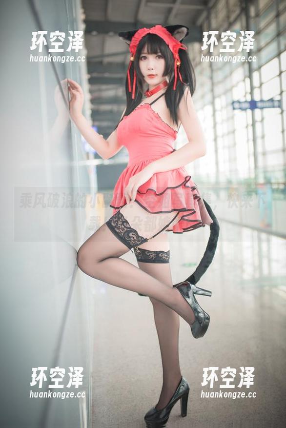 乘风破浪的小酥酱：空姐写真集，快来下载！云朵都嫉妒！