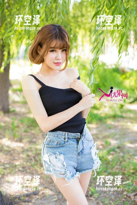 尤果网 - 小琪万圣节写真集更新，光线和影子都在静静讲述故事……