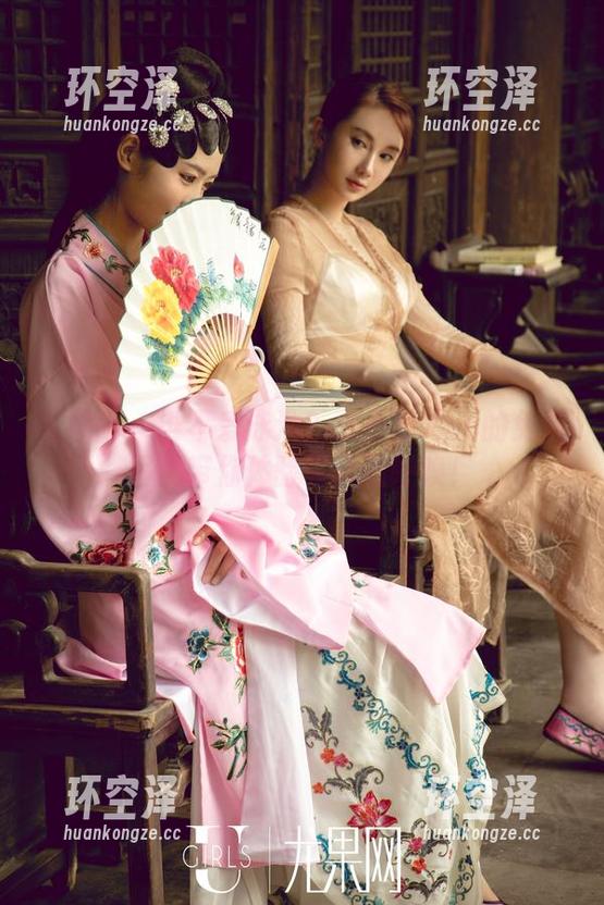 尤果网 - 谁不爱泳池？张小西Ann的免费写真带你体验夏天的呼唤！