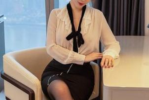 尤蜜荟 - 原图福利！小尤奈的体操服让我想了很多很多……