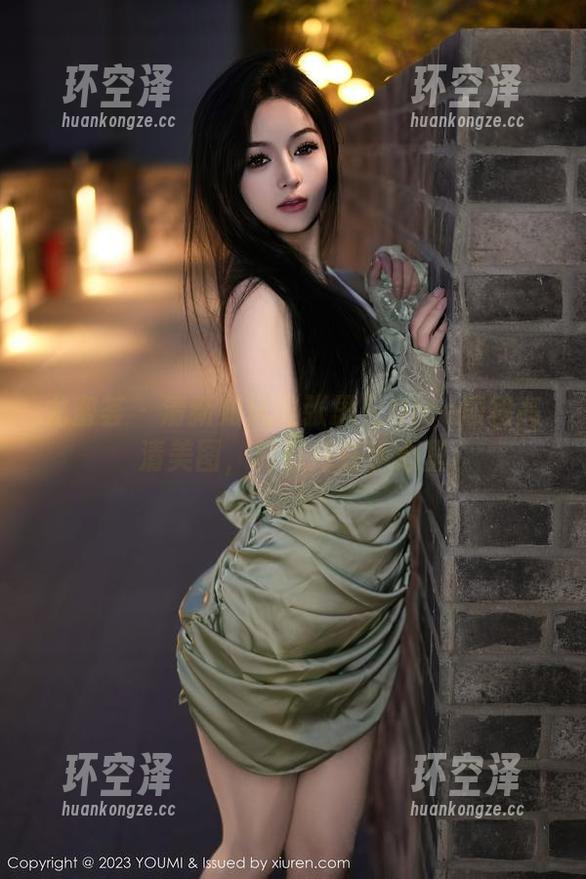 尤蜜荟 - 清新如风的张思允Nice短裙高清美图，真想捧在手心里