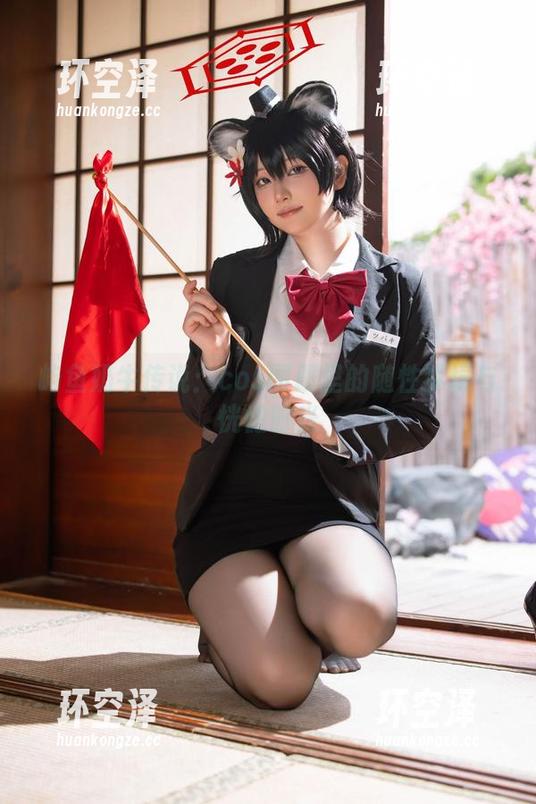 屿鱼 屿鱼奶牛传说:cos图册里的随性梦境与恍惚时光