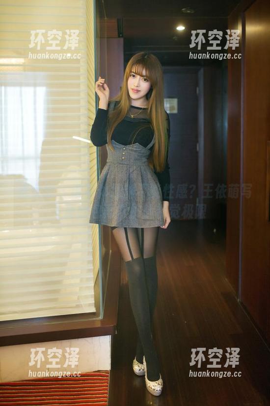 推女郎-王依萌 推女郎 - 谁说体操服不能性感?王依萌写真图包再次挑战视觉极限