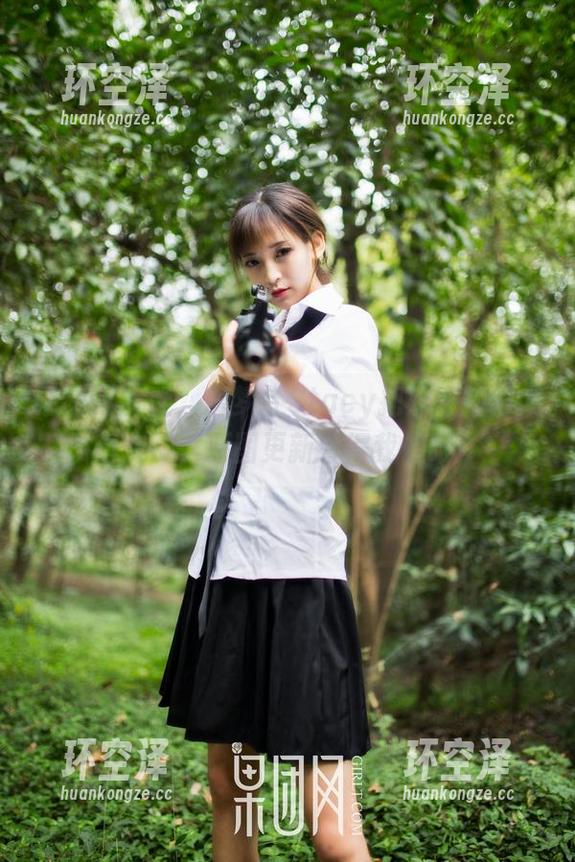 果团网-何梦兮Stacy 果团网 - 哇,何梦兮Stacy把奶牛拍得太真实了,原图更新看得我傻眼!