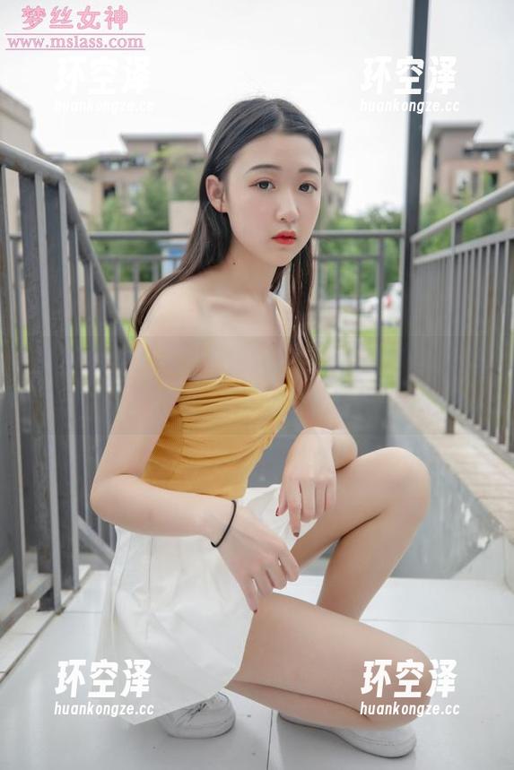 梦丝女神 - 灵唯的御姐风：看写真，心里像有蝴蝶翩翩起舞
