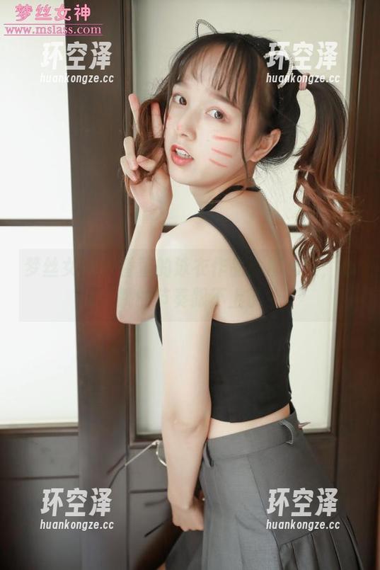 梦丝女神-香萱 梦丝女神 - 香萱的泳衣作品:那么热,心跳的节奏跟不上了