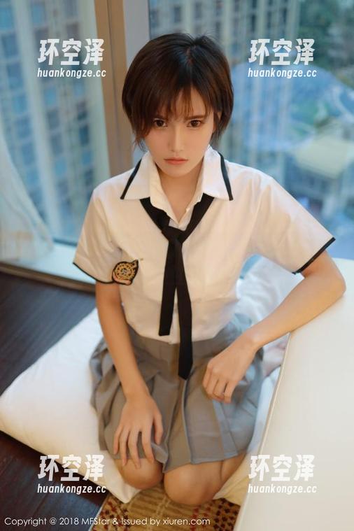 模范学院-张雨萌 模范学院 - 免费获取张雨萌牛仔裤的美图,时尚与个性随便打包!