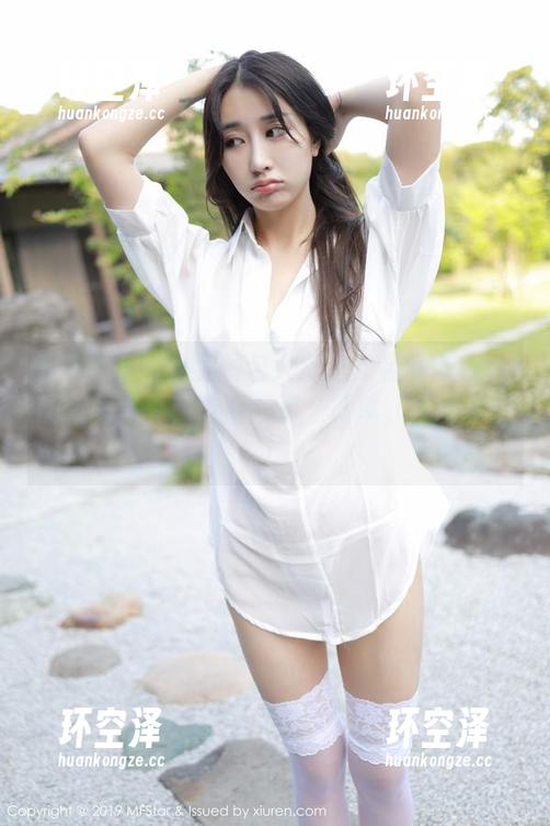 模范学院 - 免费图包大揭密：杨可可coco的校服写真，青春没那么简单，来看看吧！