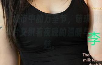 爱尤物 - 城市中的万圣节，萌琪琪的原图记忆：照片交织着夜晚的温暖与些许的妖魅。
