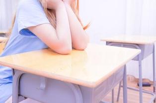 绝对企画私拍套图：神乐坂真冬的猫脚女仆，让人浮想联翩