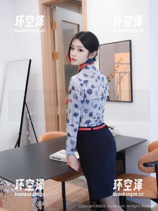 秀人网-奶茶味的包子 秀人网 - 睡衣写真、奶茶味的包子,两个任性的小可爱,打个卡!