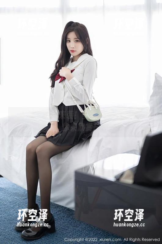 秀人网 - 福利来袭！安然儿的美足作品等你来欣赏！