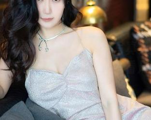 秀人网 - 是小逗逗：兔女郎写真集里的轻盈与灵动，让人忍不住想多看几眼。