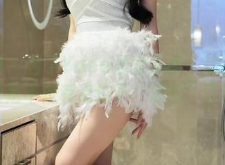 秀人网 - 杏子Yada居家美图：这里的资源是不是有点过于“随性”了？