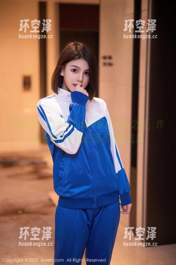 秀人网-柒喜小baby 秀人网 - 柒喜小baby夏日写真之旅,作品分享带你感受晒不干的气息
