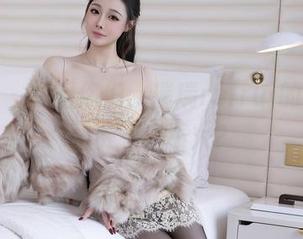 秀人网 - 就问你们，瑞瑞ruirui的夏日美图资源火不火？