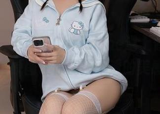 秀人网 - 当黄可Christine遇上修女，全套原图让你捉摸不透的美感