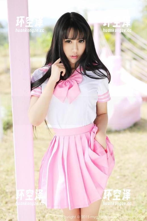 美媛馆-Angela小热巴 美媛馆 - 最新图册:Angela小热巴与棉袜之间的温暖瞬间